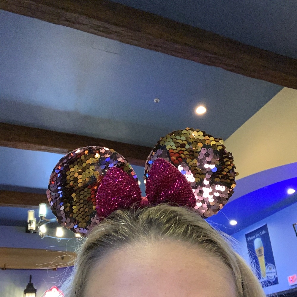 Minnie Mouse Ears - Picture 3 of 3